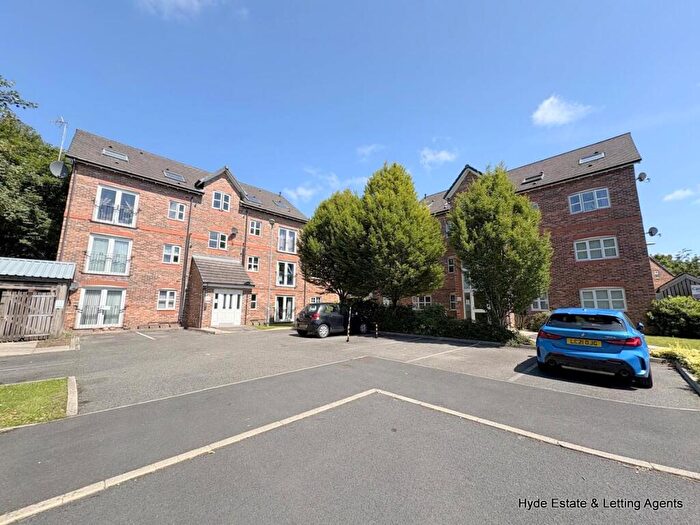 2 Bedroom Apartment To Rent In Barton Street, Farnworth, BL4