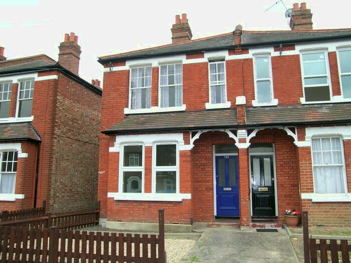 1 Bedroom Flat To Rent In Ellerton Road, Surbiton, KT6