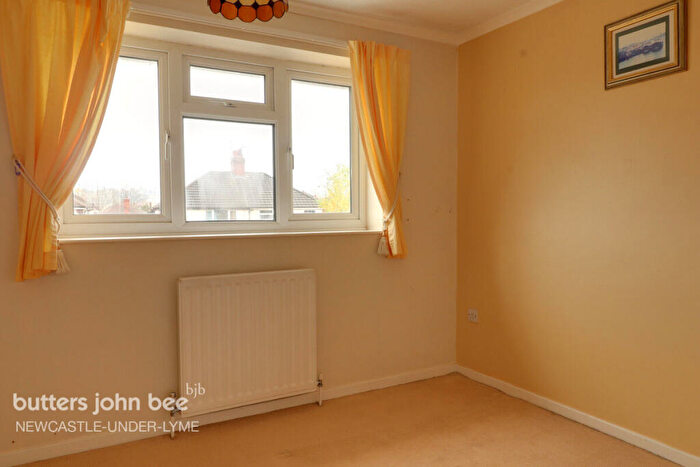 2 Bedroom Semi Detached House For Sale In Tarporley Grove, Stoke-On-Trent, ST4