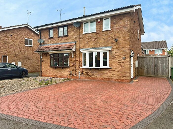 2 Bedroom Semi Detached House For Sale In Gleneagles Road, Perton, Wolverhampton, WV6