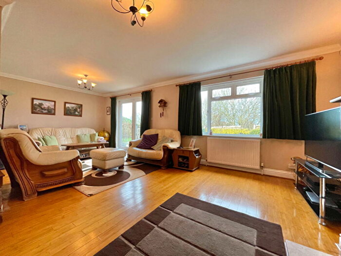 3 Bedroom Detached Bungalow For Sale In Overstone Drive, Coldham, PE14