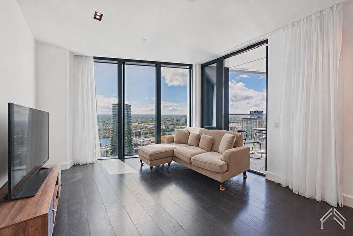 1 Bedroom Flat To Rent In The Madison, Marsh Wall, Canary Wharf, E14
