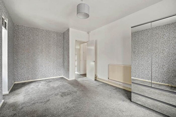 2 Bedroom Flat To Rent In Robert Street, London, NW1