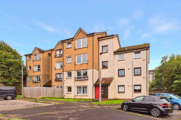 2 Bedroom Flat For Sale In / North Hillhousefield, Leith, Edinburgh, EH6