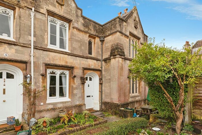 2 Bedroom End Terrace House For Sale In St. Stephens Place, Bath, BA1