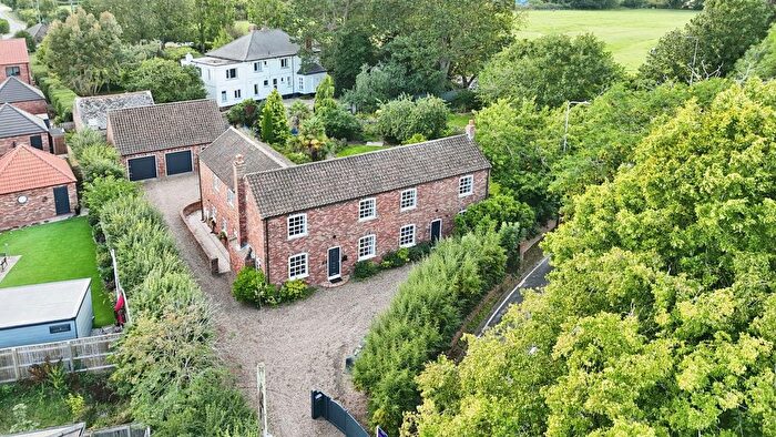 5 Bedroom Detached House For Sale In West End Road, Ulceby, Lincolnshire, DN39