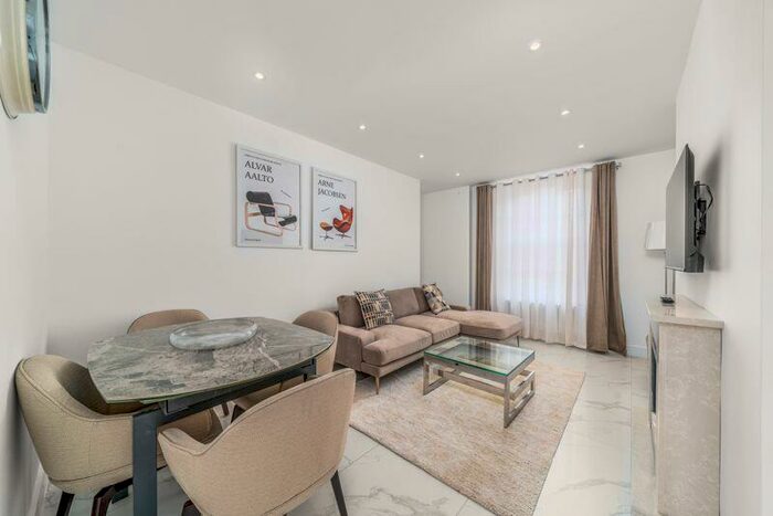 1 Bedroom Flat To Rent In Ledam House, Portpool Lane, London, EC1N