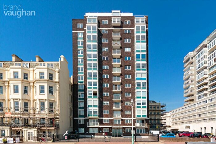 Flat To Rent In Kings Road, Brighton, BN1