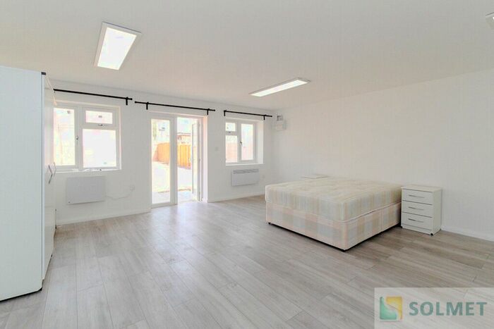 Studio To Rent In Whitton Avenue East, Sudbury, London, UB6