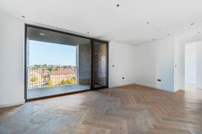 2 Bedroom Flat To Rent In Oberman Road, Neasden, London, NW10