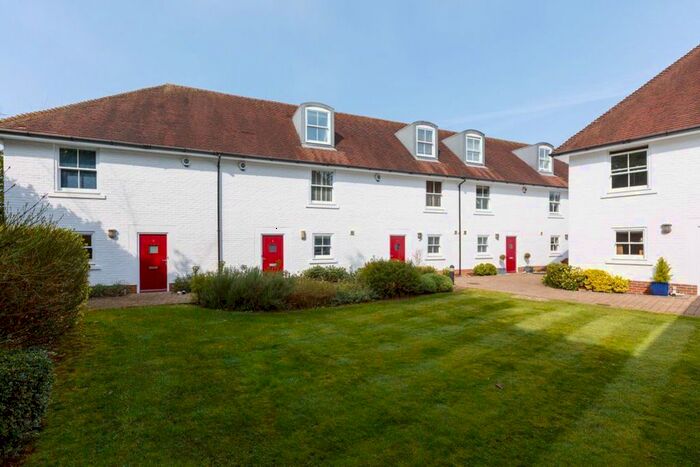 3 Bedroom Terraced House To Rent In Buckwell Place, Sevenoaks, TN13