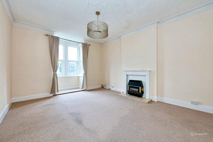 1 Bedroom Flat For Sale In First Floor Flat, Lawn House, Lawn Road, Stafford, Staffordshire, ST17