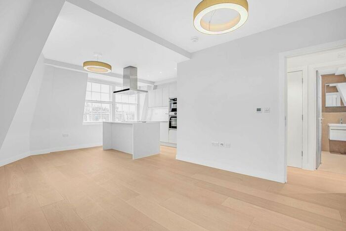 2 Bedroom Flat To Rent In Weymouth Street, Marylebone, . G, W1