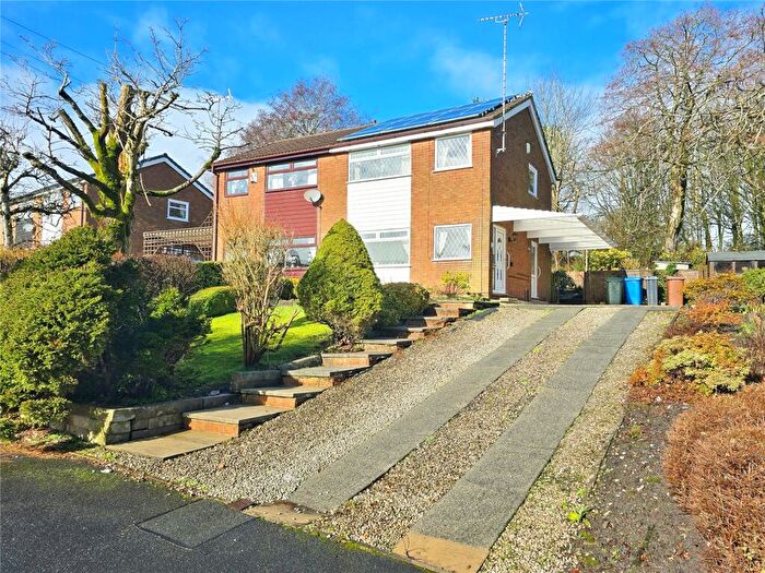 3 Bedroom Semi Detached House For Sale In York Avenue, Haslingden, Rossendale, BB4