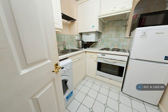 1 Bedroom Flat To Rent In Britannia Court, Brighton Marina Village, Brighton, BN2