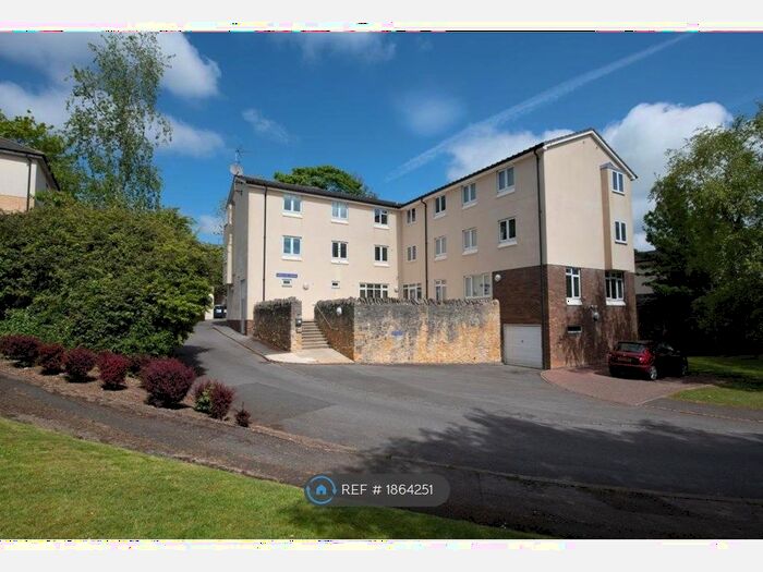 2 Bedroom Flat To Rent In Dailey Hill House, Witney, OX28
