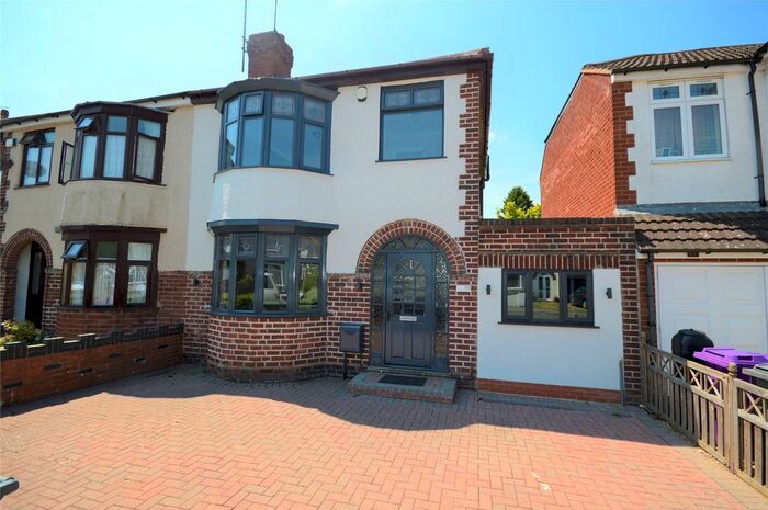 4 Bedroom Semi-Detached House To Rent In Pennhouse Avenue, Wolverhampton, West Midlands, WV4