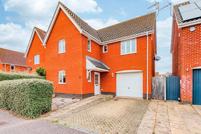 4 Bedroom Detached House For Sale In Rushton Drive, Carlton Colville, NR33