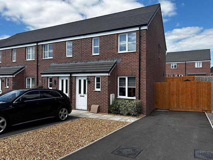 2 Bedroom Semi-Detached House To Rent In Rhodfa Bryn Castell, Bridgend, CF31