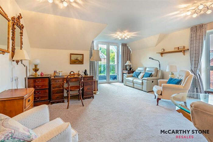 1 Bedroom Flat For Sale In Filey Road, Scarborough, YO11