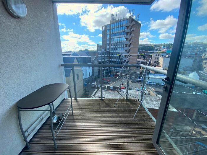 2 Bedroom Flat To Rent In Apartment, Salubrious Court, Salubrious Passage, Swansea, SA1