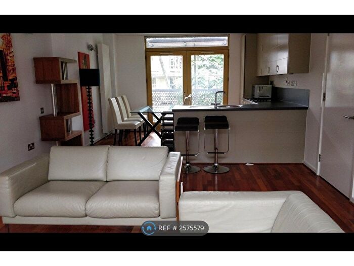 2 Bedroom Flat To Rent In Child Lane, London, SE10