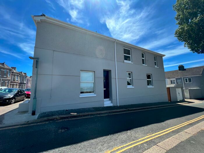 2 Bedroom End Of Terrace House To Rent In Barton Avenue, Keyham, Plymouth, PL2