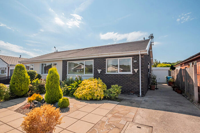 2 Bedroom Bungalow To Rent In Long Acre Place, Lytham, FY8