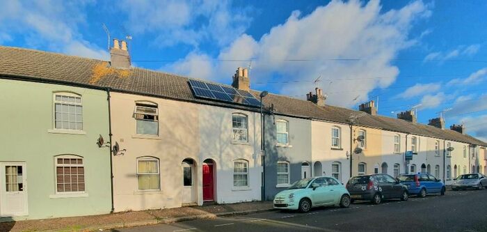 3 Bedroom Property To Rent In Henry Street, Bognor Regis, PO21
