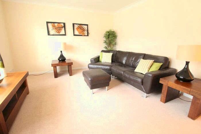 2 Bedroom Flat To Rent In Macaulay Drive, Ground Floor, AB15