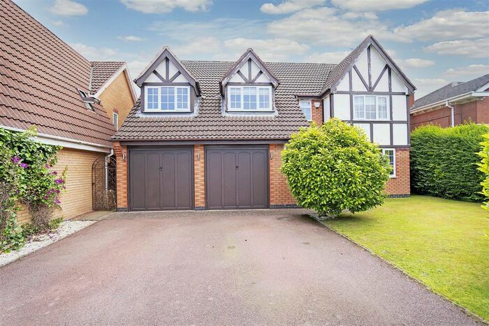 5 Bedroom Detached House To Rent In Pembridge Road, Dorridge, Solihull, B93