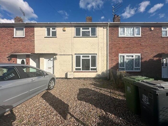3 Bedroom Terraced House To Rent In Lady Margaret Avenue, Gorleston, NR31