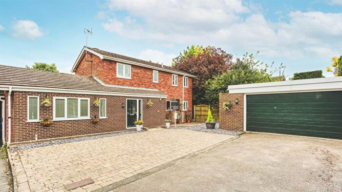 4 Bedroom Detached House For Sale In Rushup Close, Allestree, Derby, DE22