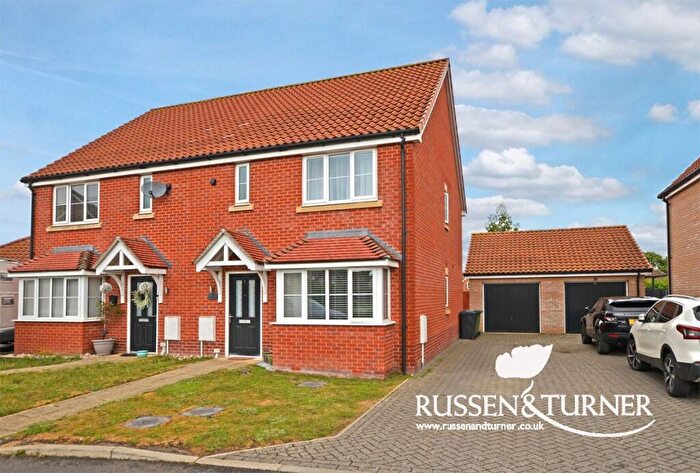 3 Bedroom Semi Detached House For Sale In Family Home On Orchard Crescent, King's Lynn, PE30