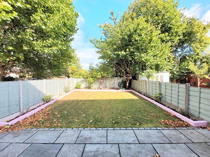 3 Bedroom End Of Terrace House For Sale In Broomfield Close, Wilmslow, SK9