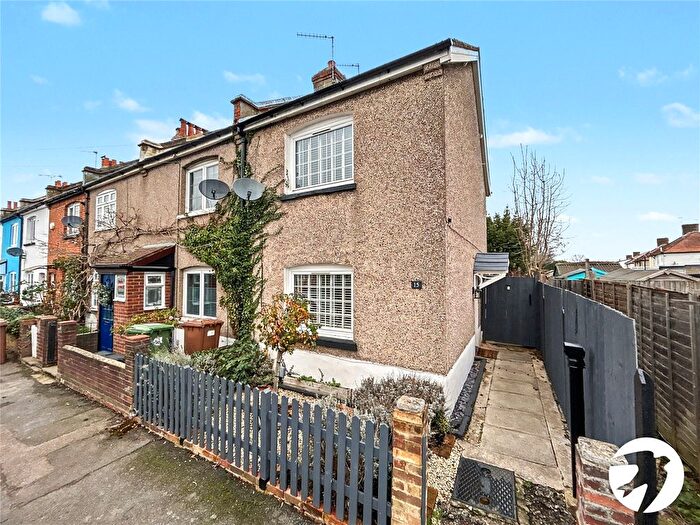 2 Bedroom End Terrace House For Sale In Haven Close, Sidcup, Kent, DA14