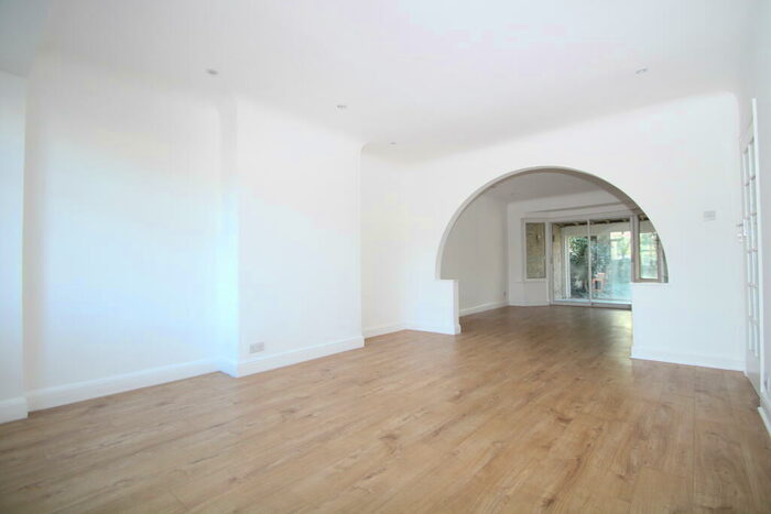 3 Bedroom Semi-Detached House To Rent In Orchard Avenue, Shirley, CR0