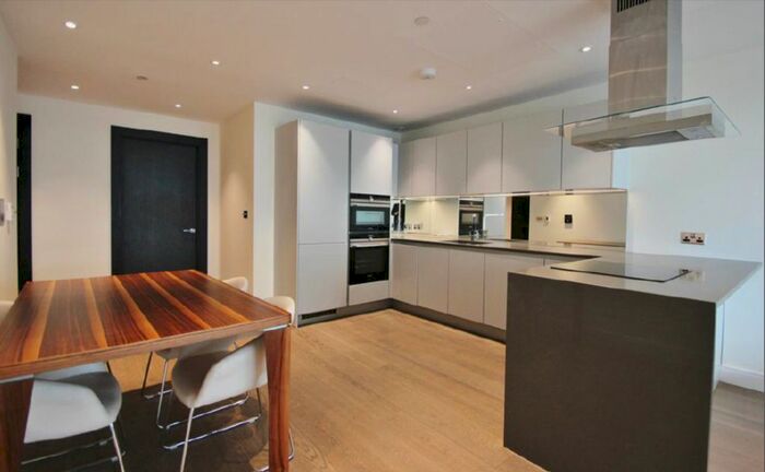 1 Bedroom Flat To Rent In Harley Street, London, W1G