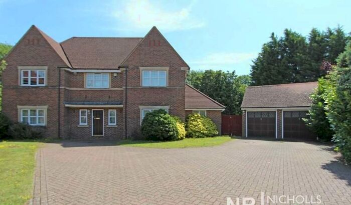 5 Bedroom Detached House To Rent In Heathside Place, Epsom, Surrey., KT18