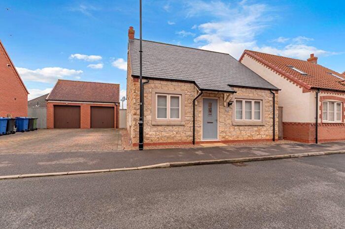 2 Bedroom Detached Bungalow For Sale In Mellor Way, New Waltham, DN36