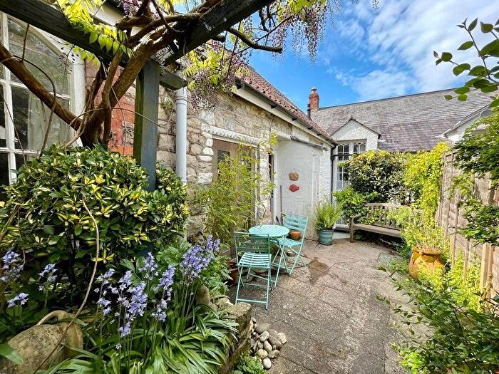 4 Bedroom Semi Detached House For Sale In High Street, Banwell, North Somerset., BS29