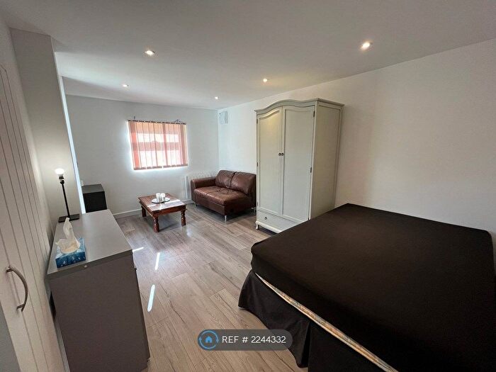 1 Bedroom Flat To Rent In Fengate, Peterborough, PE1