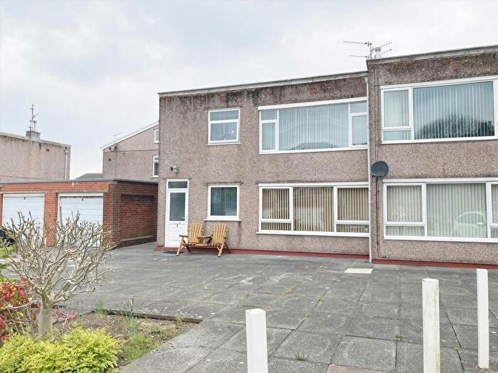 2 Bedroom Flat For Sale In Dallas Court, Torrisholme, Morecambe, LA4