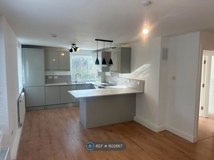 2 Bedroom Flat To Rent In Epsom Rd, Croydon, CR0