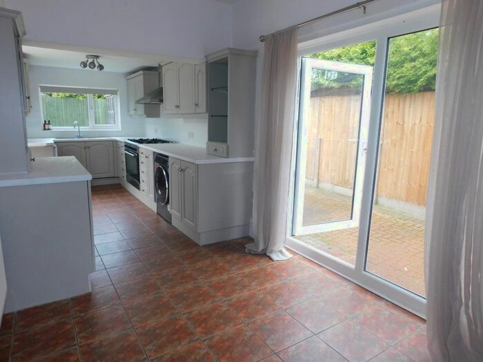 3 Bedroom Semi-Detached House To Rent In Cooper Avenue South, Liverpool, L19