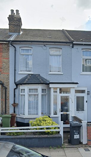 3 Bedroom Terraced House To Rent In Victoria Road, Barking, IG11