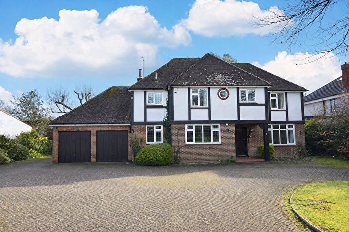 4 Bedroom Detached House For Sale In Langdale House, Chipperfield Rd, Kings Langley, WD4