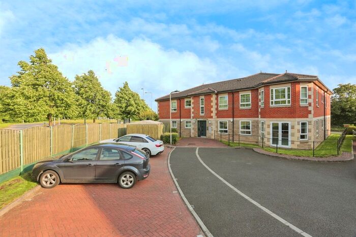 2 Bedroom Flat For Sale In Waterside, Fairburn, Knottingley, WF11