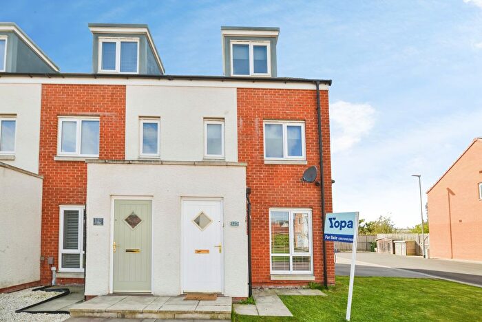 3 Bedroom Detached House For Sale In Deepdale Avenue, Stockton-On-Tees, TS18