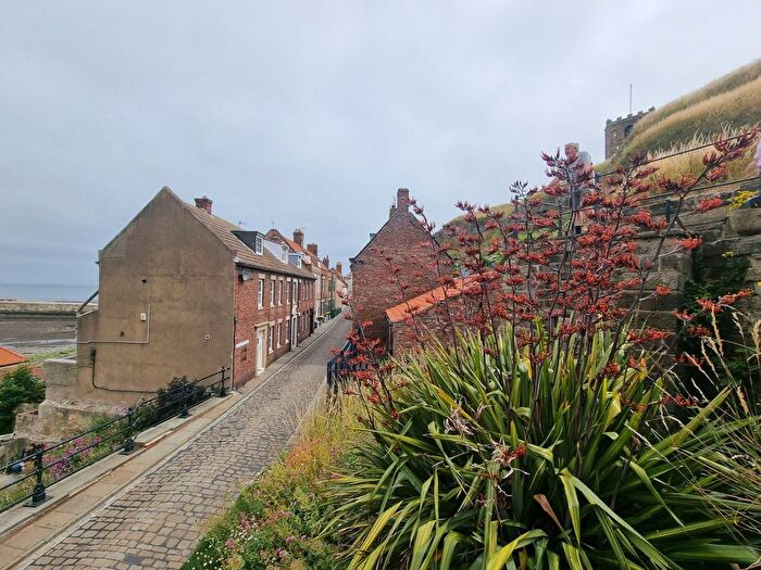 3 Bedroom End Terrace House To Rent In Henrietta Street, Whitby, YO22